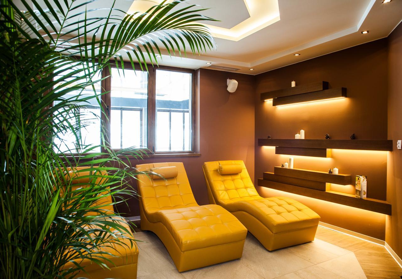 Amira Boutique Hotel Bansko Buitenkant foto A relaxation room at a spa