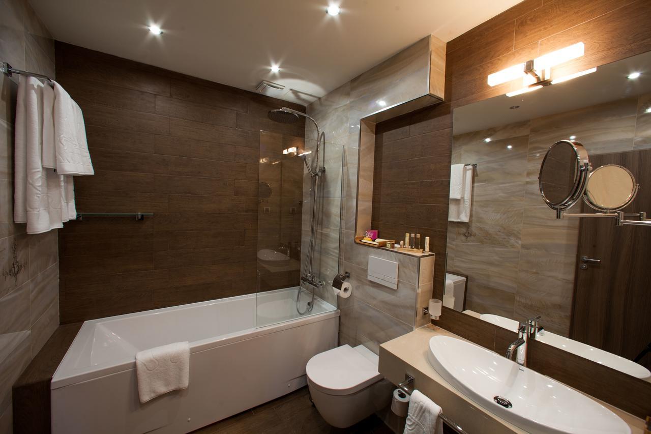 Amira Boutique Hotel Bansko Buitenkant foto Bathroom
