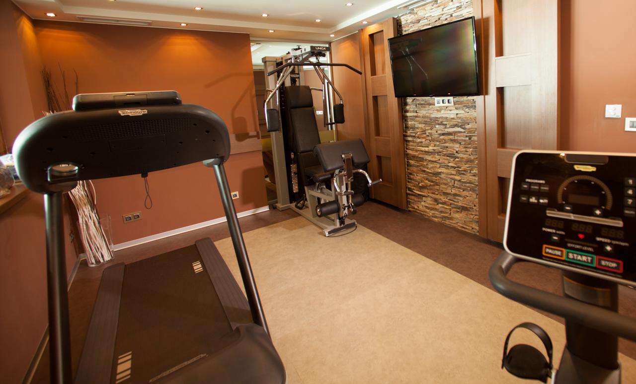 Amira Boutique Hotel Bansko Buitenkant foto A home gym